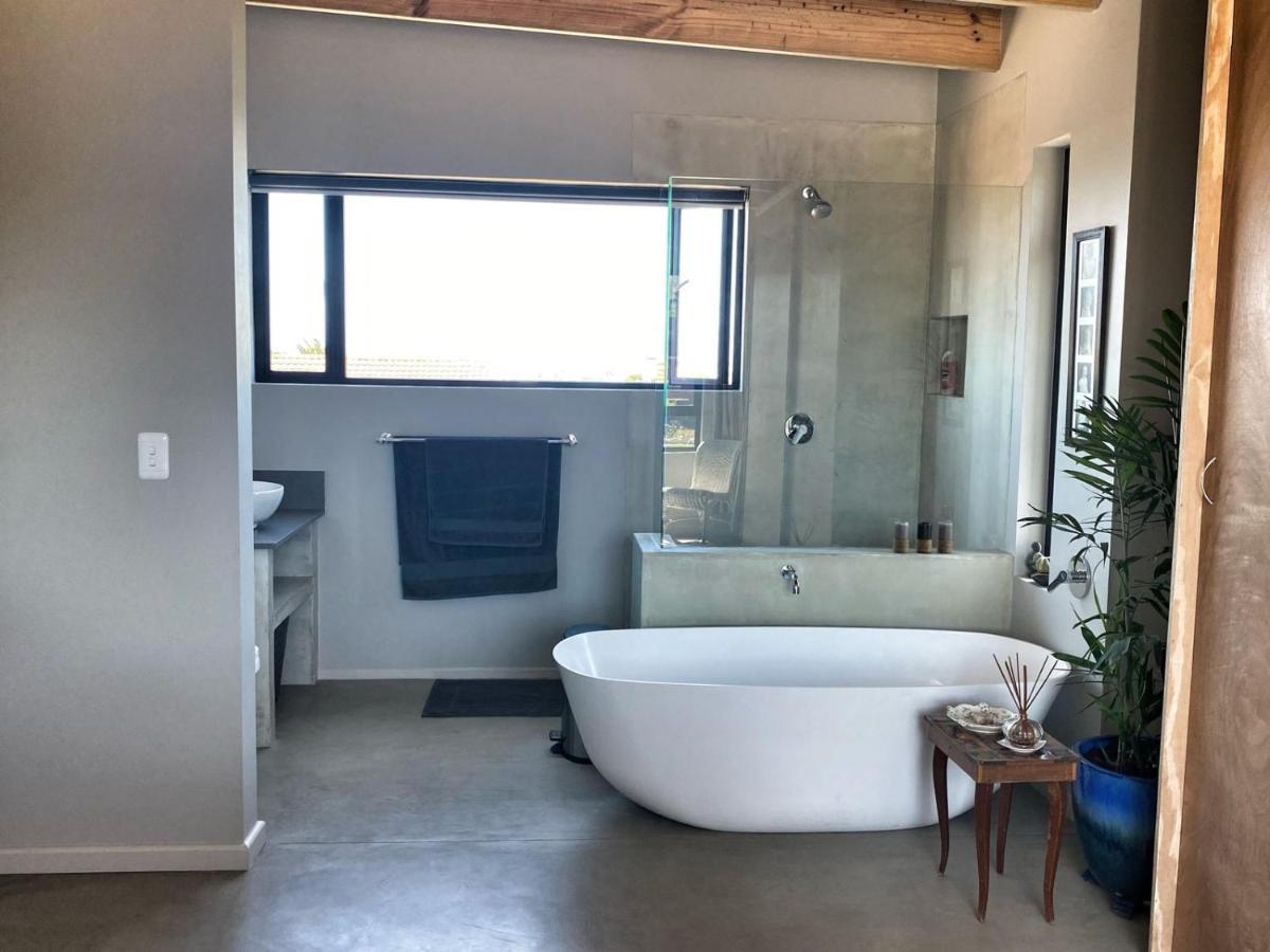 Villa A Real Gem In Cape St Francis Cape St. Francis Esterno foto